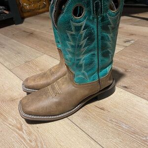 Smoky Mountain Boots boys size 5.5